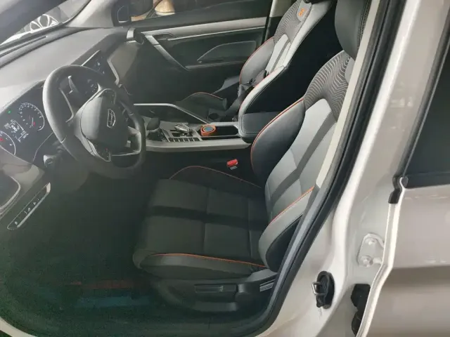 Geely Binyue 2024 1.5T DCT Soaring Dragon Edition — Фото автомобиля 10