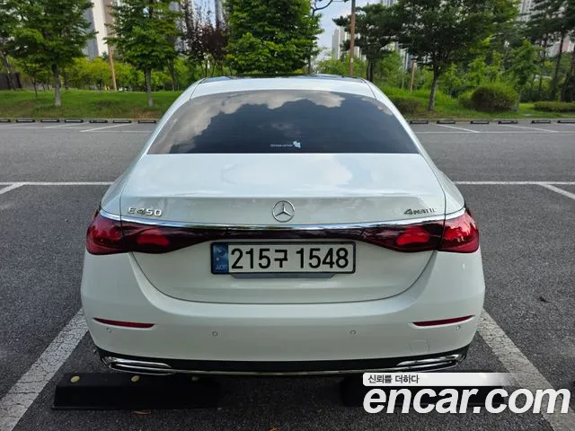 Mercedes-Benz E-Class — Фото автомобиля 2