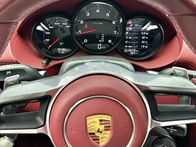 Porsche 718 — Фото автомобиля 13