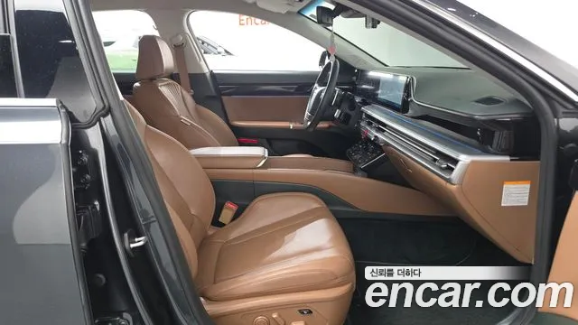 Hyundai Grandeur GN7 — Фото автомобиля 16