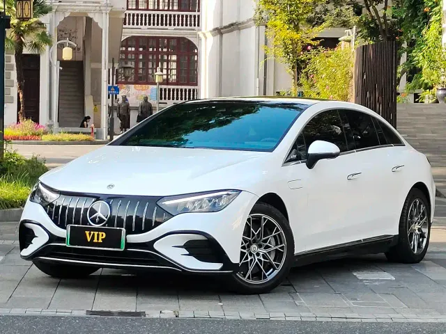 Фотография автомобиля — Mercedes-Benz EQE