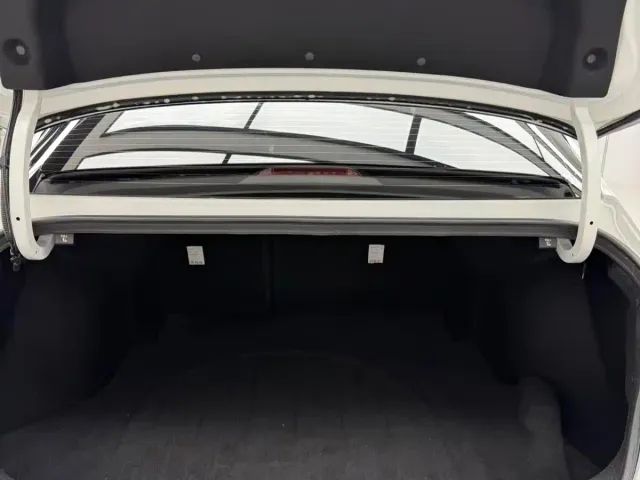 Hyundai Elantra — Фото автомобиля 6