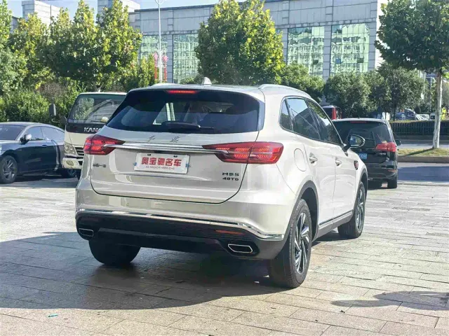 Hongqi HS5 — Фото автомобиля 7