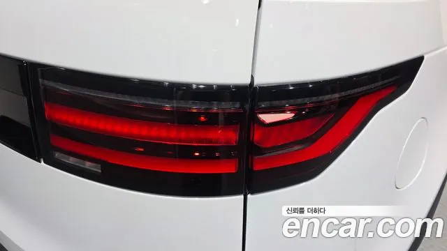 Land Rover Discovery — Фото автомобиля 23