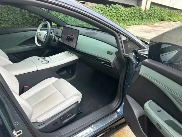 Nissan N7 — Фото автомобиля 4