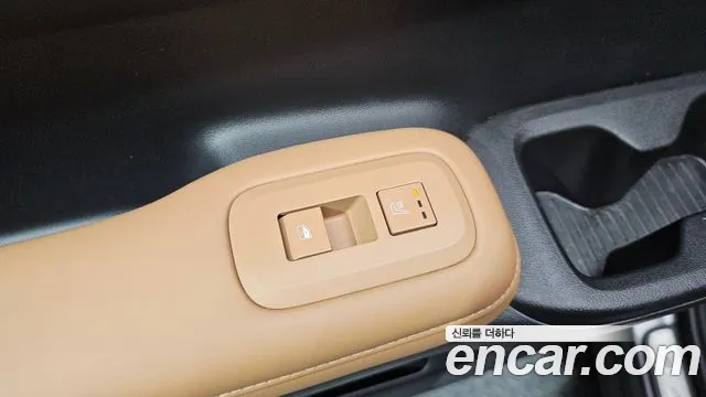 Hyundai Santafe Santa Fe (MX5) Бензин 2.5T 4WD — Фото автомобиля 19