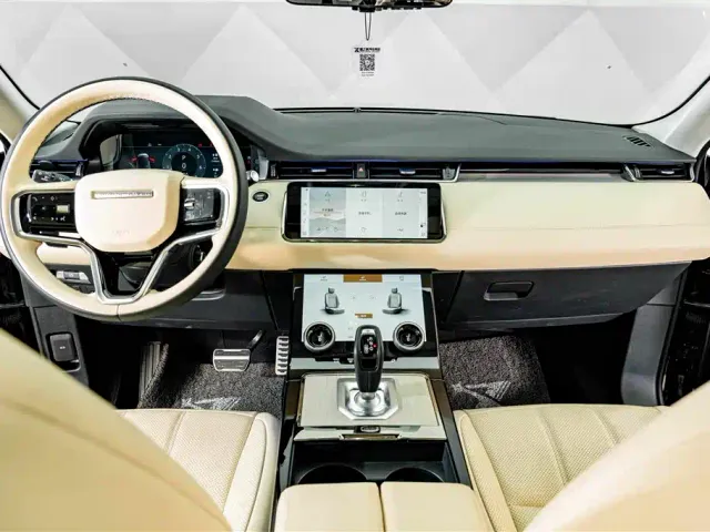 Land Rover Range Rover Evoque — Фото автомобиля 12