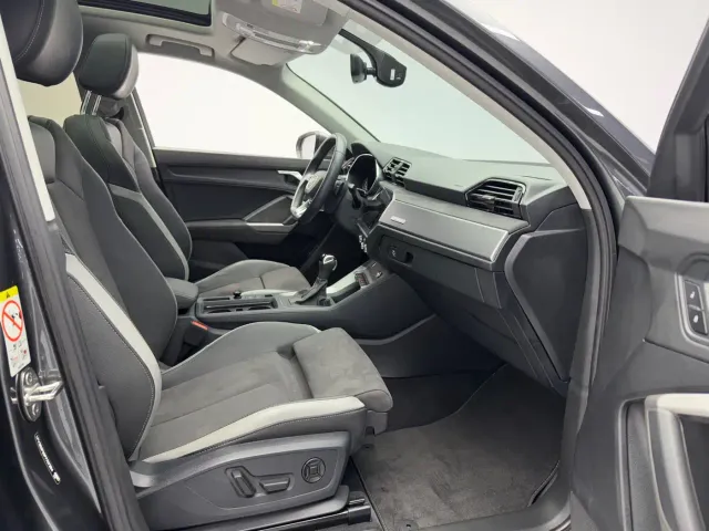 Audi Q3 — Фото автомобиля 14