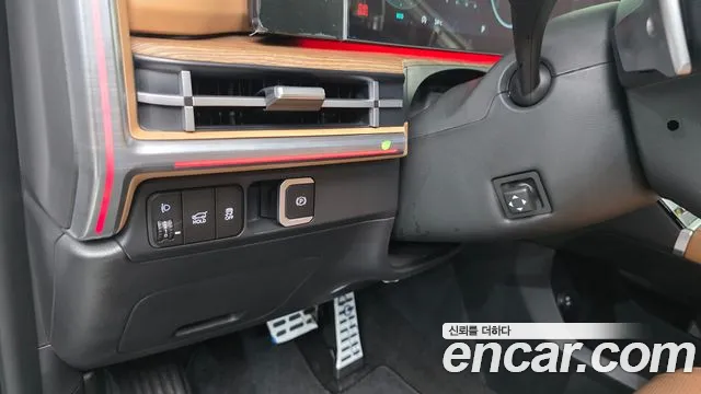 Hyundai Santafe Santa Fe (MX5) Бензин 2.5T 4WD — Фото автомобиля 26