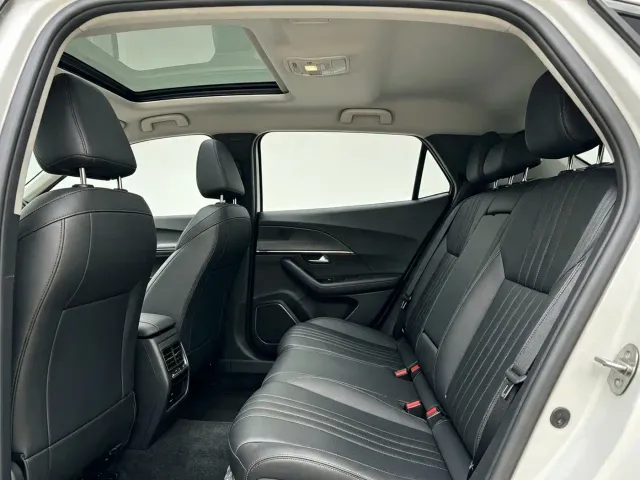 Peugeot 2008 — Фото автомобиля 11