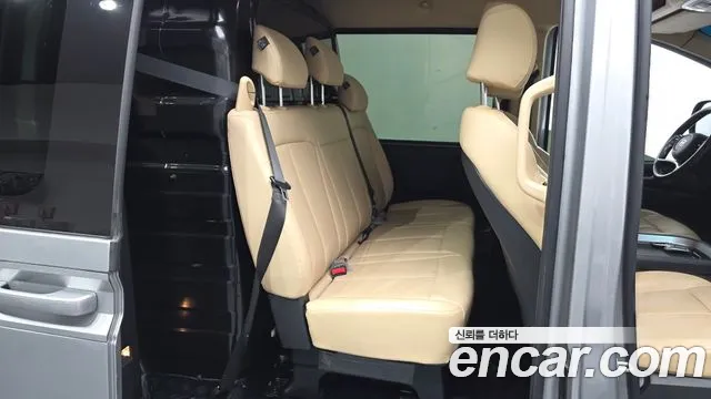 Hyundai Staria Staria Карго 5 мест — Фото автомобиля 4