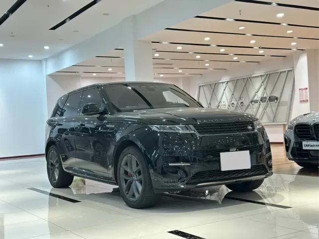 Land Rover Range Rover Sport 2025 400PS Dynamic SE — Фото автомобиля 3