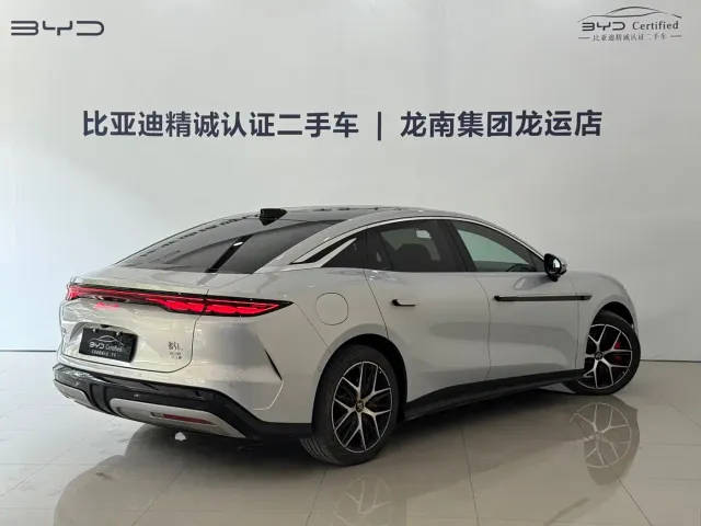 BYD Han L — Фото автомобиля 13