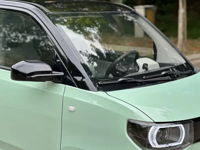 Wuling Hongguang Mini EV — Фото автомобиля 11