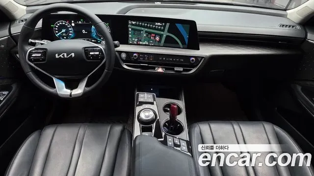 Kia K8 Hybrid — Фото автомобиля 10
