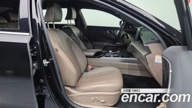 Kia K8 Hybrid — Фото автомобиля 11