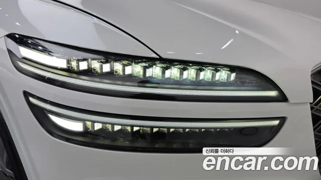 Genesis GV70 — Фото автомобиля 7