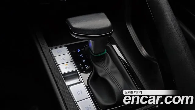 Hyundai Avante — Фото автомобиля 9