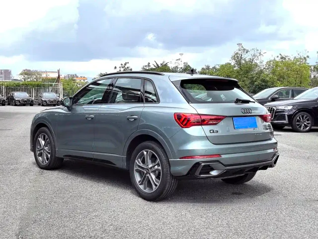 Audi Q3 — Фото автомобиля 5