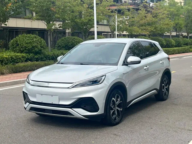 Фотография автомобиля — BYD Yuan PLUS