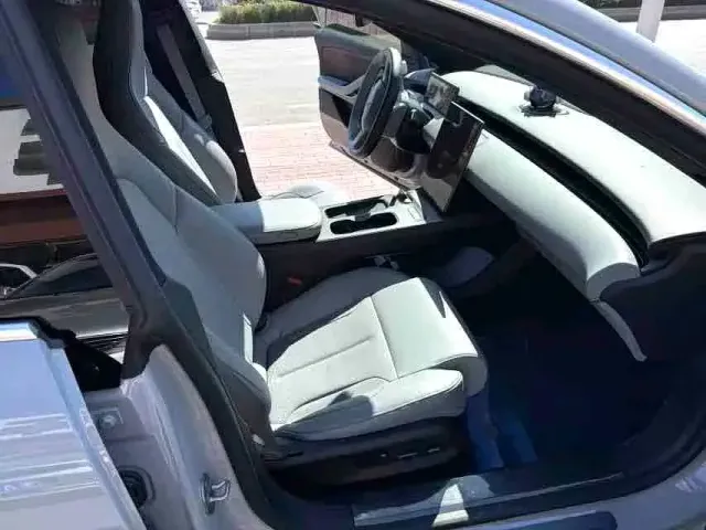 Nio ET5 Touring — Фото автомобиля 5