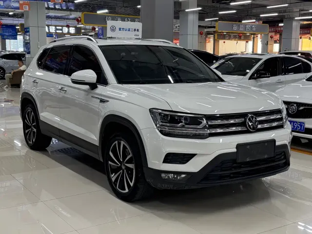 Volkswagen Tharu — Фото автомобиля 3