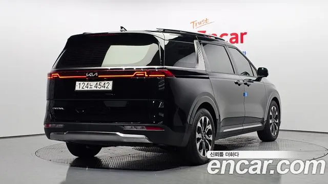 Kia Carnival 4th Gen — Фото автомобиля 2