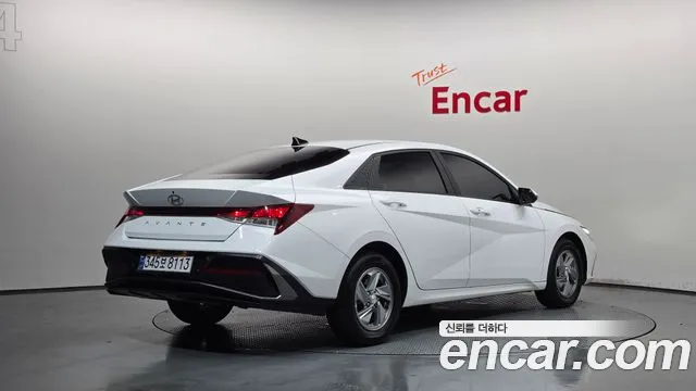 Hyundai AVANTE Новый Avante (CN7) — Фото автомобиля 2