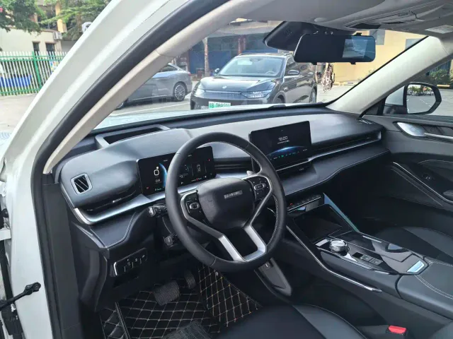 Haval H6 — Фото автомобиля 12