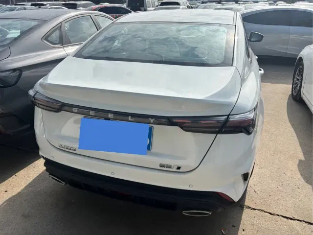 Geely Binrui — Фото автомобиля 7