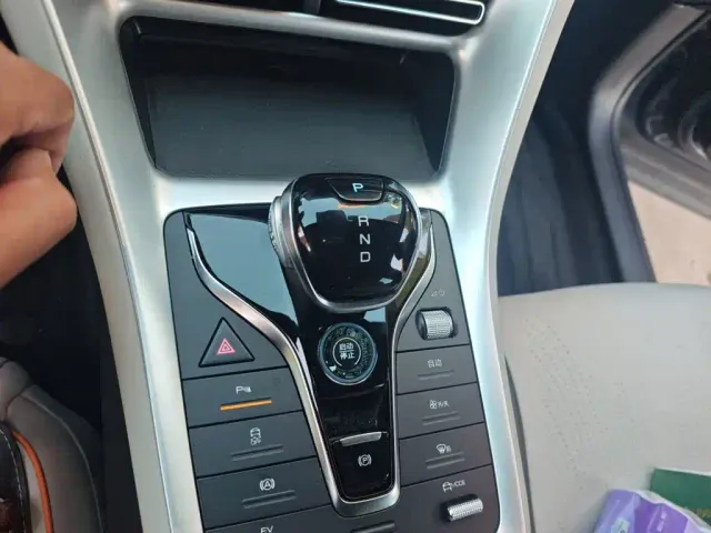 BYD Song Pro — Фото автомобиля 15