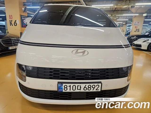 Hyundai Staria Новый Staria — Фото автомобиля 3