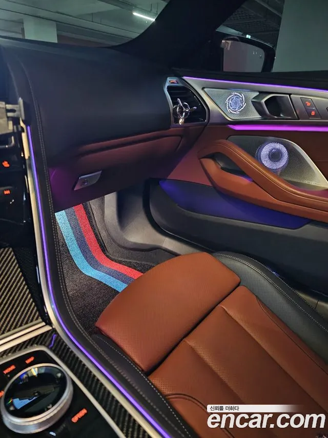 BMW 8 Series G15 — Фото автомобиля 20