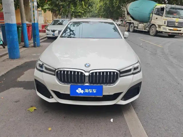 BMW 5 Series — Фото автомобиля 2