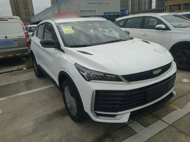 Geely Binyue — Фото автомобиля 3