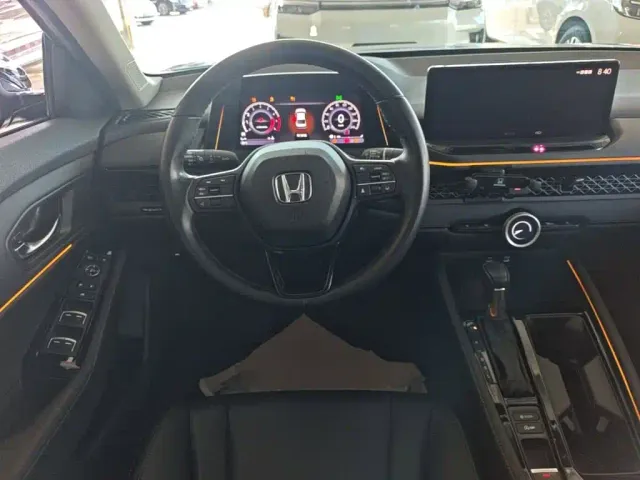 Honda Accord — Фото автомобиля 10