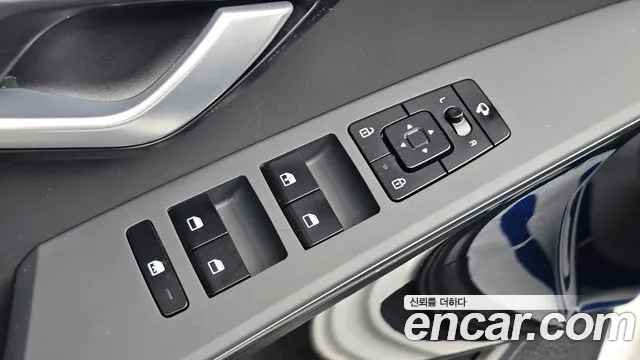 Kia Niro — Фото автомобиля 13
