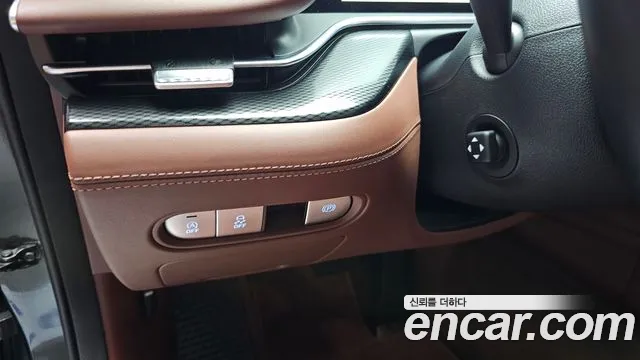 Genesis G90 RS4 — Фото автомобиля 30