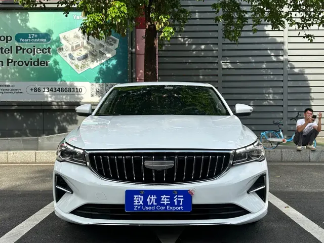 Geely Emgrand — Фото автомобиля 2