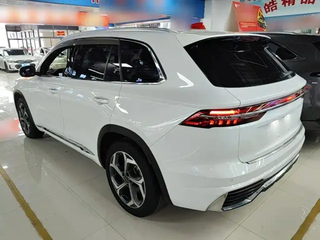 Geely Xingyue L — Фото автомобиля 4