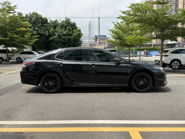 Toyota Camry — Фото автомобиля 5