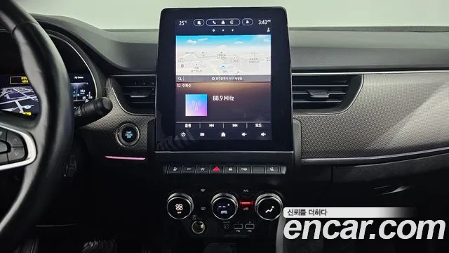 Renault Korea XM3 — Фото автомобиля 18
