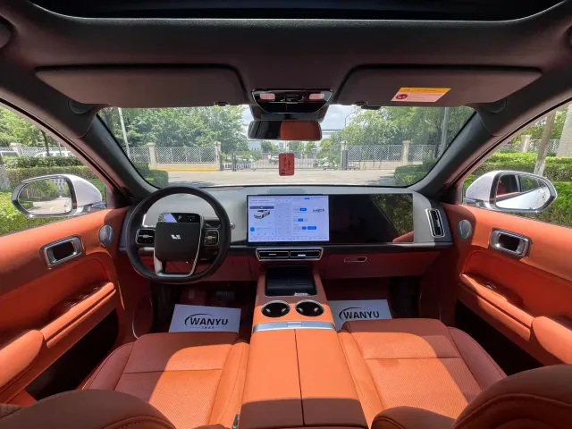 Li Auto L7 — Фото автомобиля 17
