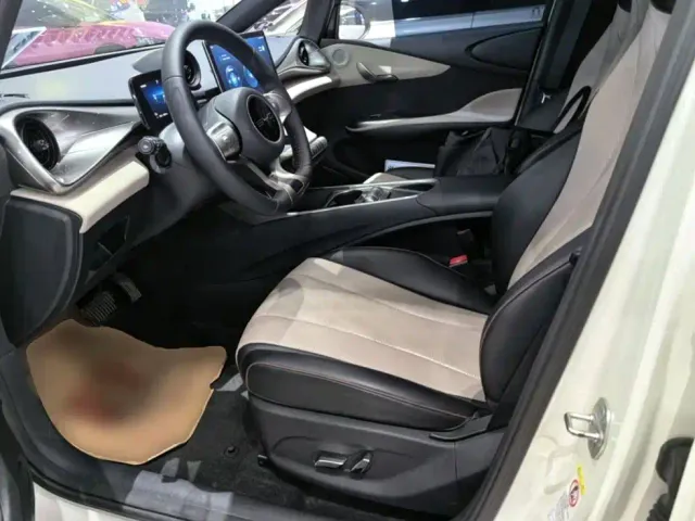 BYD Dolphin — Фото автомобиля 14