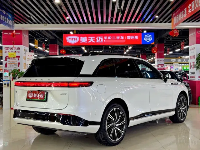 Xpeng G9 — Фото автомобиля 4