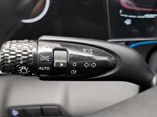 Hyundai Elantra — Фото автомобиля 21