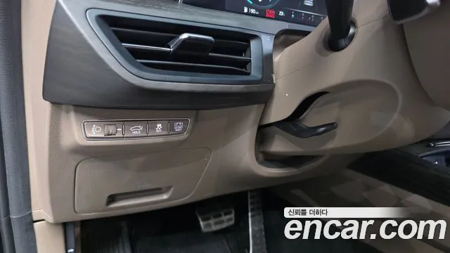 Kia K8 K8 Hybrid — Фото автомобиля 30