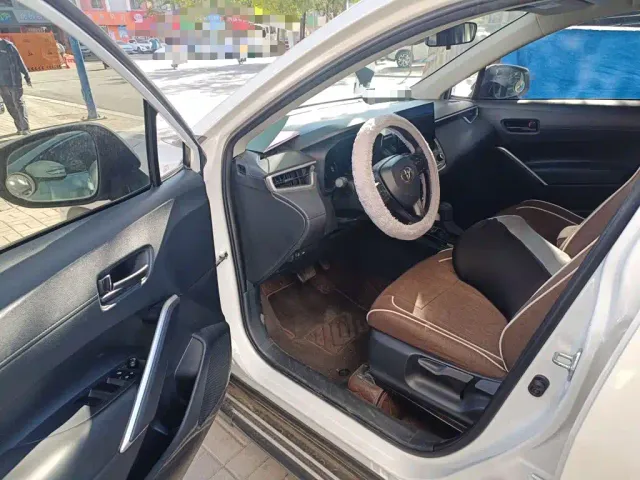 Toyota Corolla Cross — Фото автомобиля 12