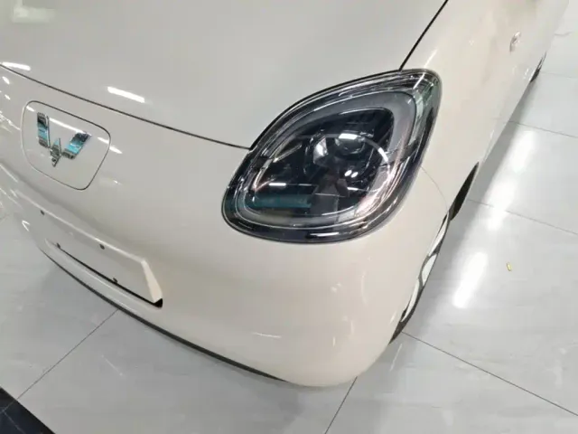 Wuling Hongguang Mini EV — Фото автомобиля 23
