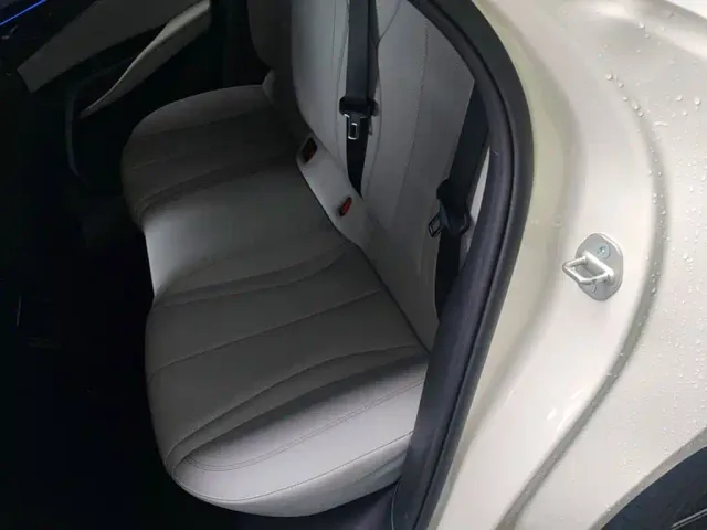 BYD Seal 06 — Фото автомобиля 16